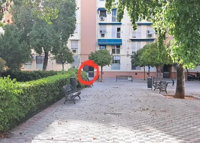 Sunny Handmade Home. Wi-fi, A/c & Free Parking *